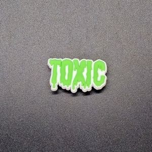 (5/$15) Toxic Croc Charm